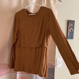 Never worn long sleeve maternity nursing shirt old navy small